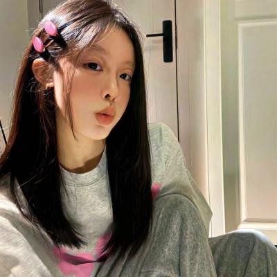 红色白鹦鹉